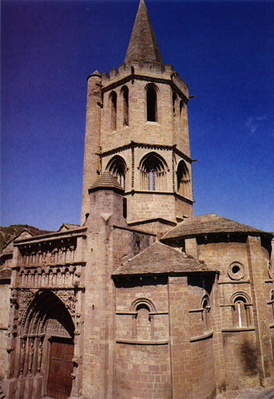 Iglesia de Santa María La Real.